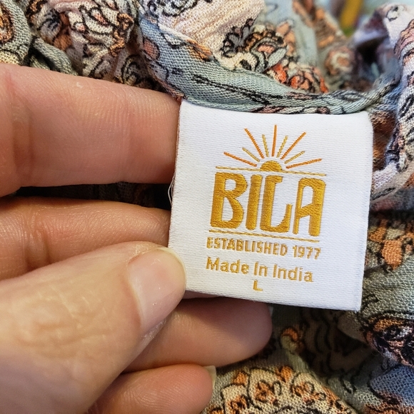 Bila Size Large - Picture 5 of 7